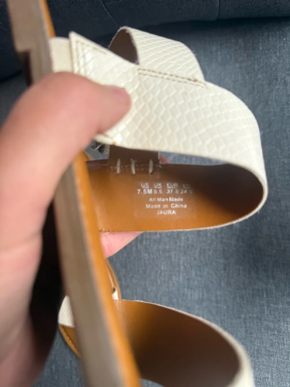 Franco Sarto White Textured Leather Sandals | Ankle Strap | Size 7.5 - Picture 5 of 7